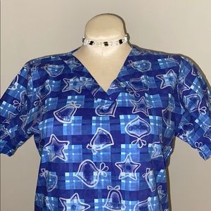 🐘 Scrub Shirt (bells and stars pattern)